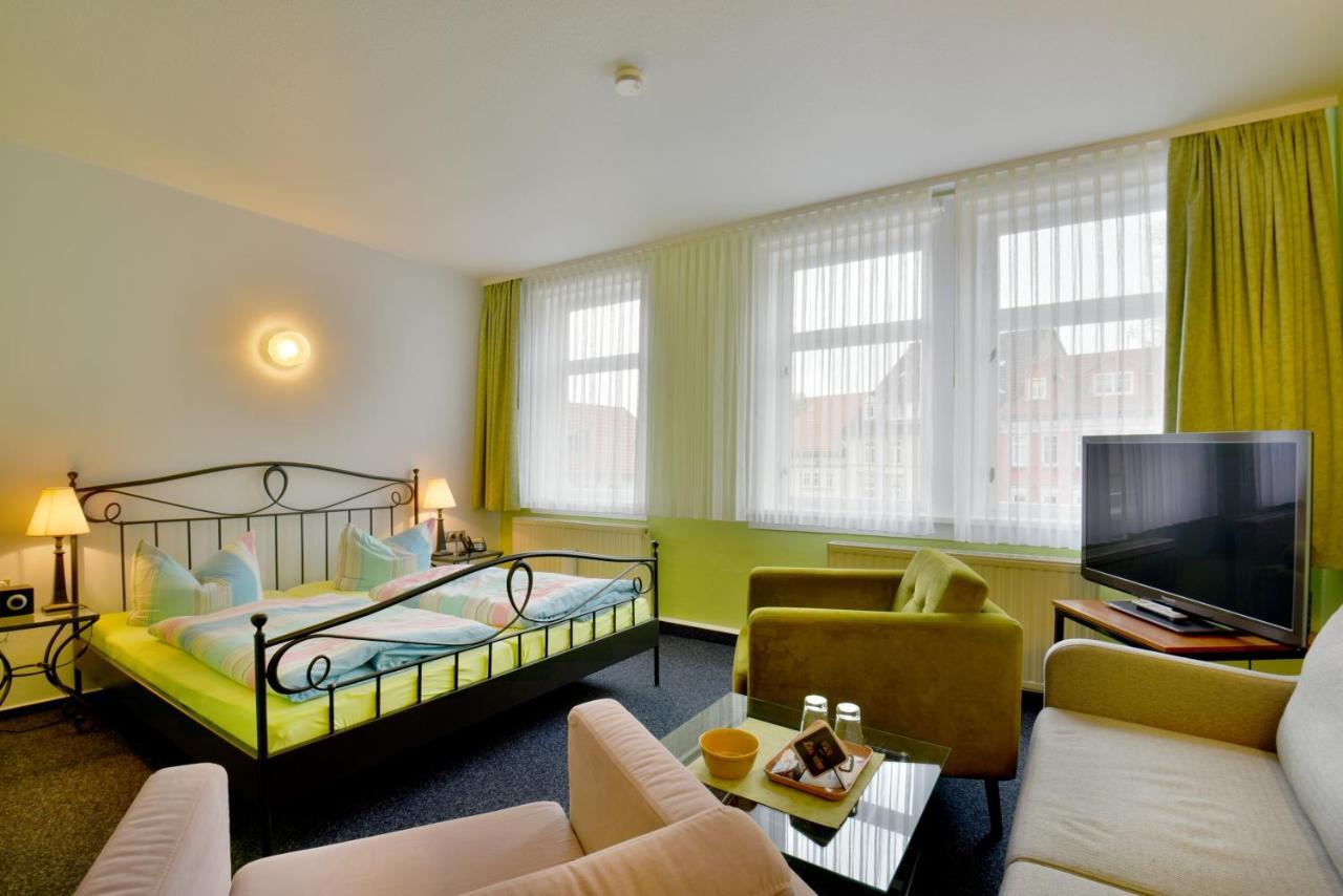 Hotel Goldene Sonne Arnstadt Ngoại thất bức ảnh