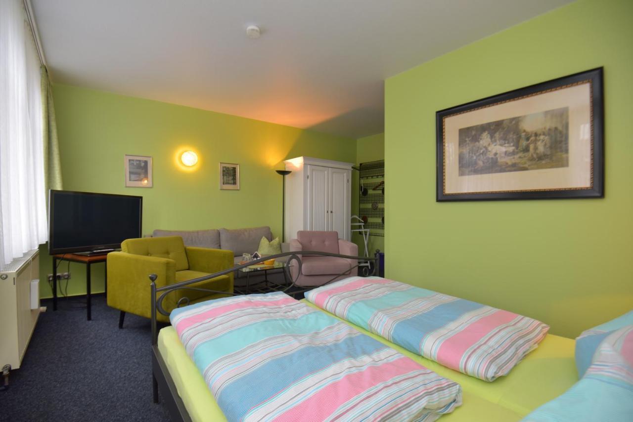 Hotel Goldene Sonne Arnstadt Ngoại thất bức ảnh