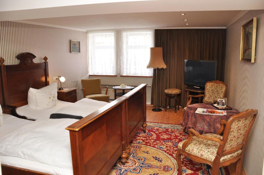 Hotel Goldene Sonne Arnstadt Phòng bức ảnh